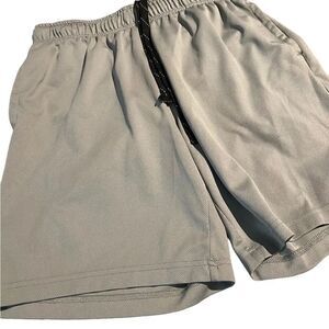 Zelos size large workout shirts excellent condition